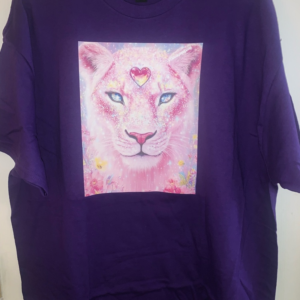Purple Ladies Lion Graphic T-Shirt